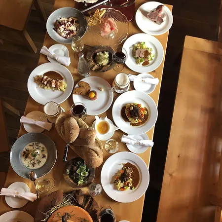 Horní Dvůr Hotel 4*